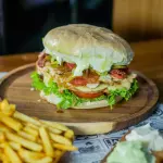 HAMBURGUESON SALVAJE