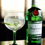 GIN tônica (tanqueray)