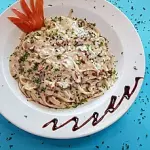 Pasta Alfredo con Pollo