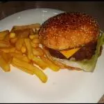 Hamburguesa con papas