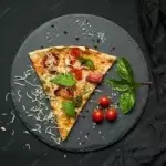PIZZA PERSONAL TRIANGULAR + GASEOSA