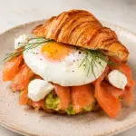 Croissant Royal de Salmon
