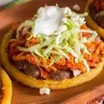 SOPE DE TINGA DE POLLO