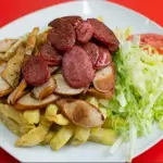 Choripapas