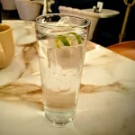 Vodka tónic