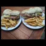 4 Lomitos completos + fritas