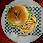 HAMBURGUESA DOBLE CARNE RES 300g