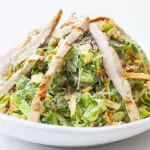 Ensalada César Clásica con pollo