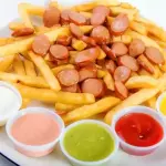 SALCHIPAPA