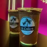 Dois copos de 700ml