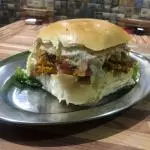 x frango egg bacon salada