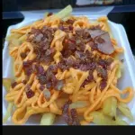 Batata Frita Cheddar e Bacon