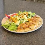 Mix de Folhas com Filé de Frango