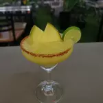 Margarita mango biche