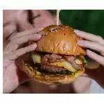 Mamasota Burger