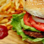 HAMBURGUESA DE ATÚN CON PAPAS