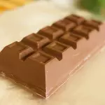 Barra de chocolate recheada