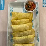 Mini Pasteis Misto (carne e queijo)