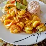 Camarones a la mantequilla