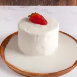 Pastel 3 Leches de Fresa Ind