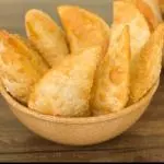PASTEL DE PALMITO COM CATUPIRY