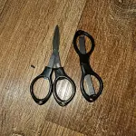 Tesoura Preta Plástico Dobrável