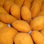 Mini risole  de carne