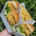 3 X SALADAS + FRITAS