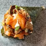 Temaki salmão + skin
