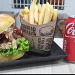X tudo + meia batata + refri lt