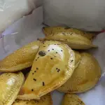 Pastel de forno calabresa queijo