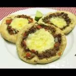 Esfiha Carne com Queijo