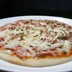 Mini Pizza Presunto e Queijo