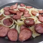Calabresa Acebolada