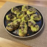 Canapés  Aguacate y Champiñones