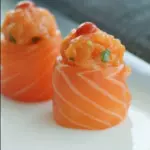 JOY salmão tartar(5 unidades)