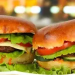 2 x salada+ 1 x burguer +1 arco iris