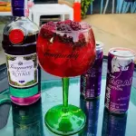 DOSE GIN TANQUERAY ROYALE C/ RED BUL