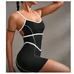 Enterizo negro de tiras