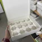 Caja 12 Cupcakes Blanca Unicolor
