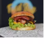Salchi burger.