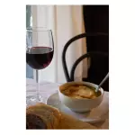 SOPA DE CEBOLLA CON QUESO GRUYERE