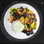 HONGOS NEGROS SALTEADOS