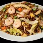 Chow Fan especial de Pollo & Camarón