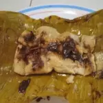 TAMAL DE MOLE NEGRO