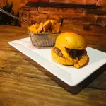 CHEDDAR HOUSE MELT