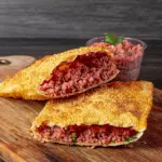 Pastel de Calabresa Baiana