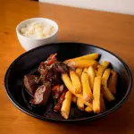 LOMO SALTADO CLÁSICO