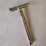 Maquina de afeitar de metal