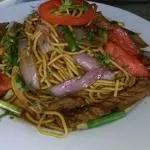 Tallarín Saltado